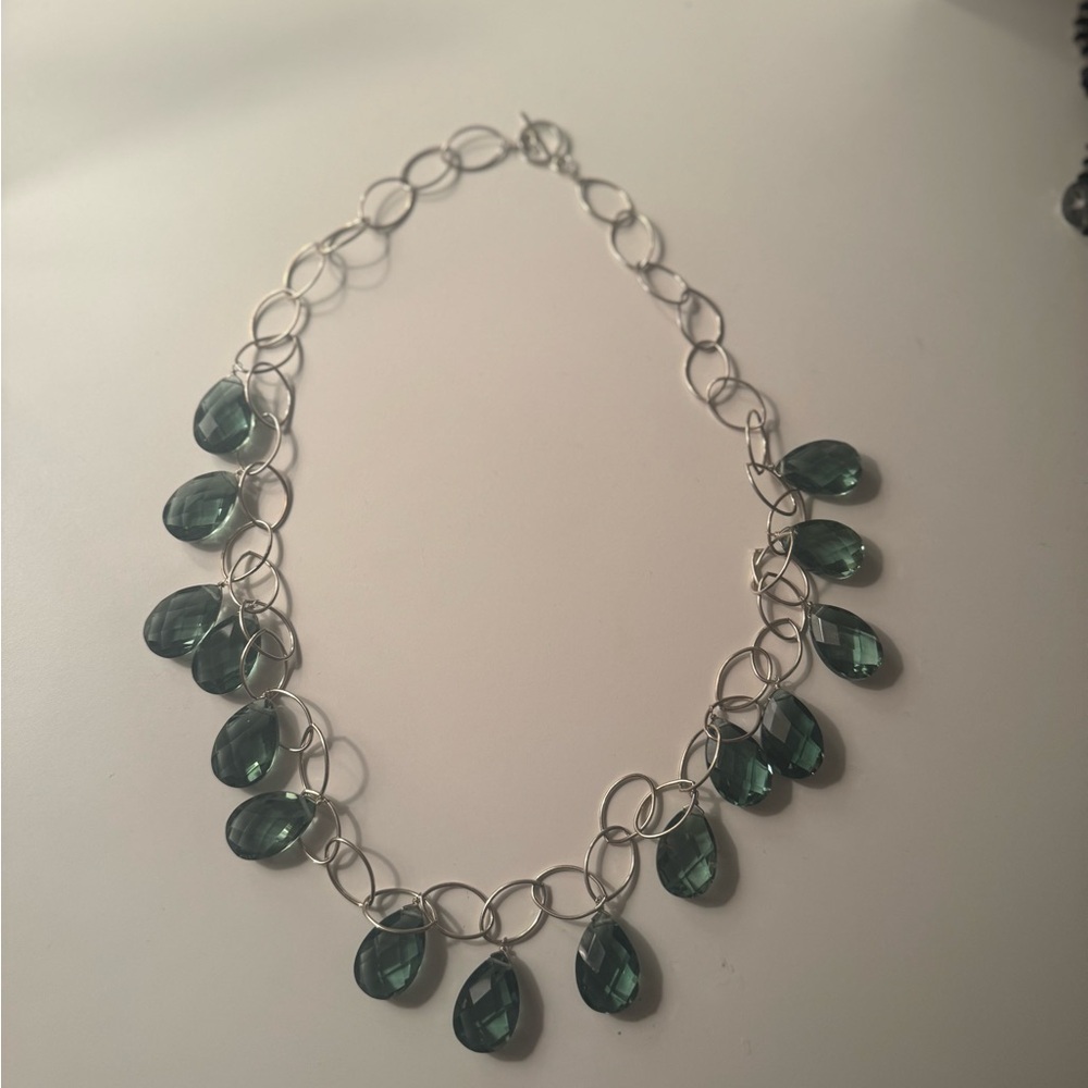 Elegant Silver and Green Teardrop Necklace